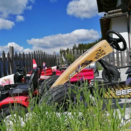 アパート Bifeis Huette