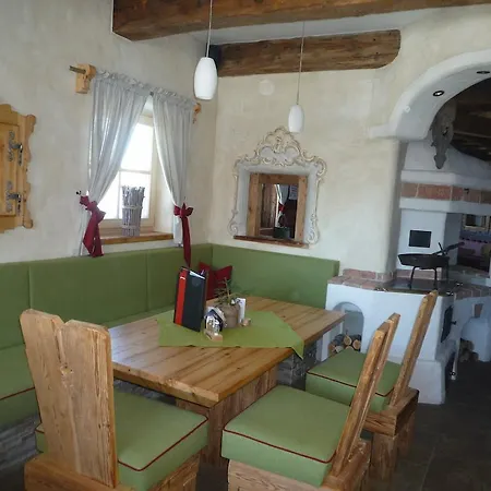 Bifeis Huette アパート アルテンマルクト・イム・ポンガウ