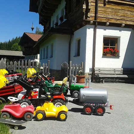 アパート Bifeis Huette